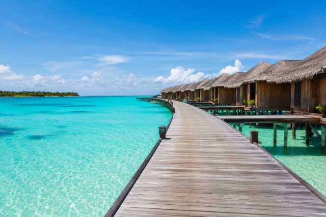 lagoon-villa-boardwalk