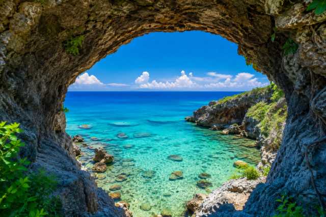 limestone-sea-grotto