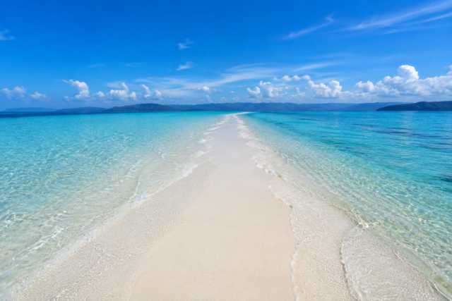 turquoise-sandbar-passage